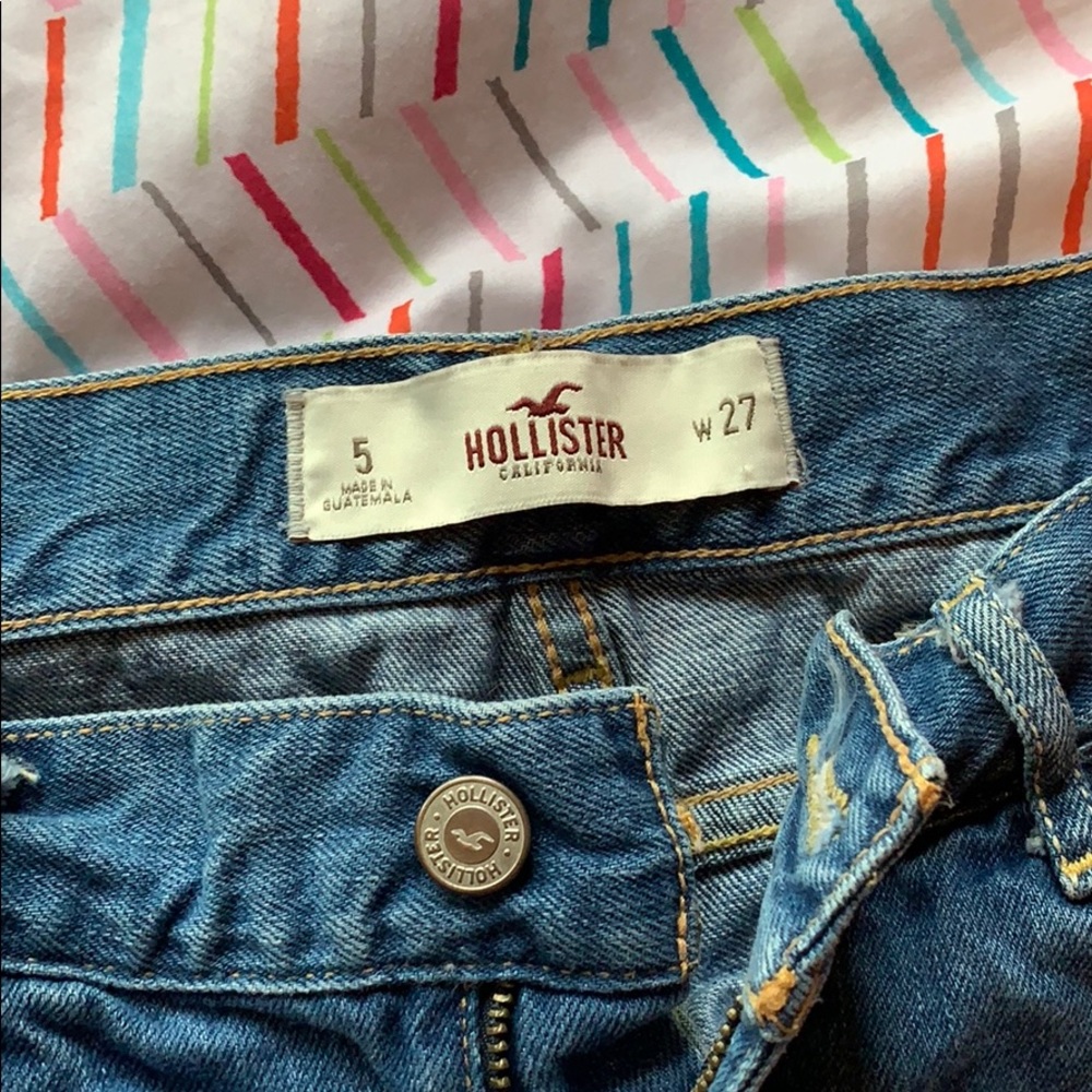 Shorts - Picture 3 of 3